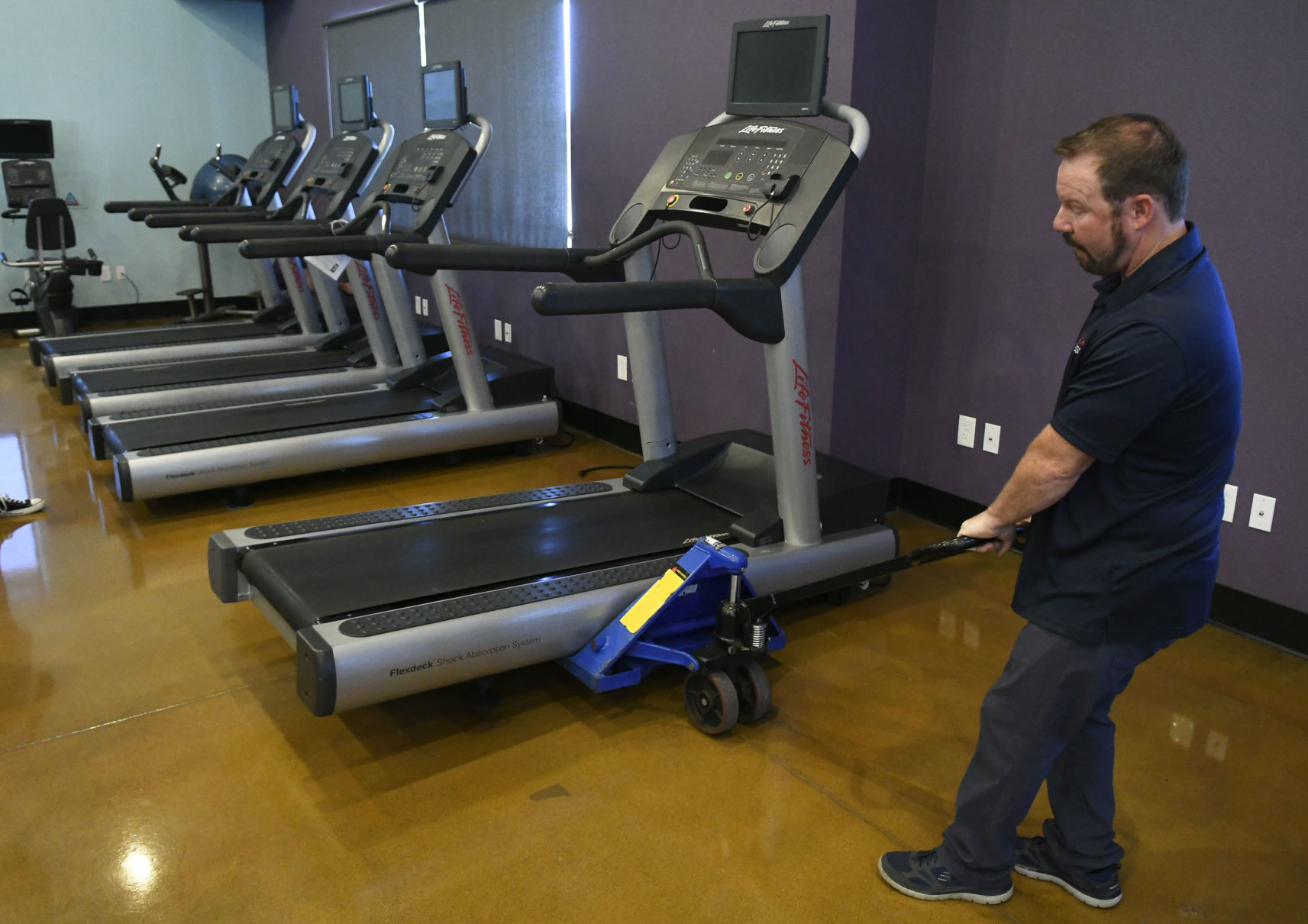 061020 Anytime Fitness 02.jpg